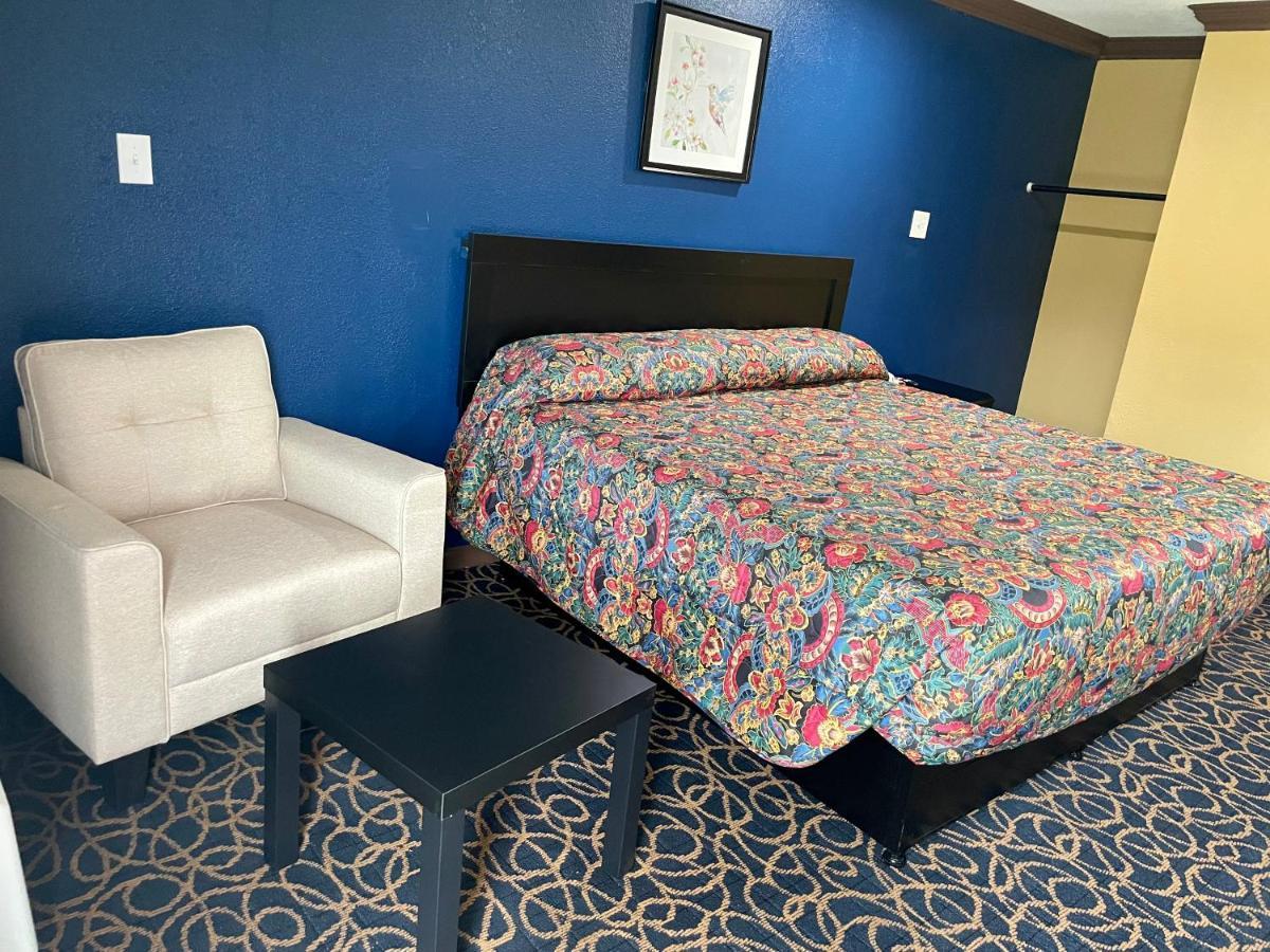 Super 6 Inn Carencro Екстериор снимка